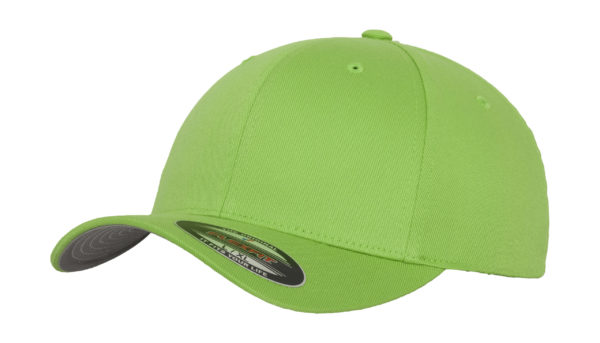 Cap-unisex-fresh-green-flexfit_fittedbaseballcap